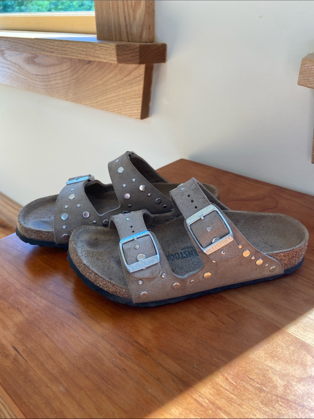 Birkenstock Kids Taupe Suede Double Buckle Stud Sandals size 31